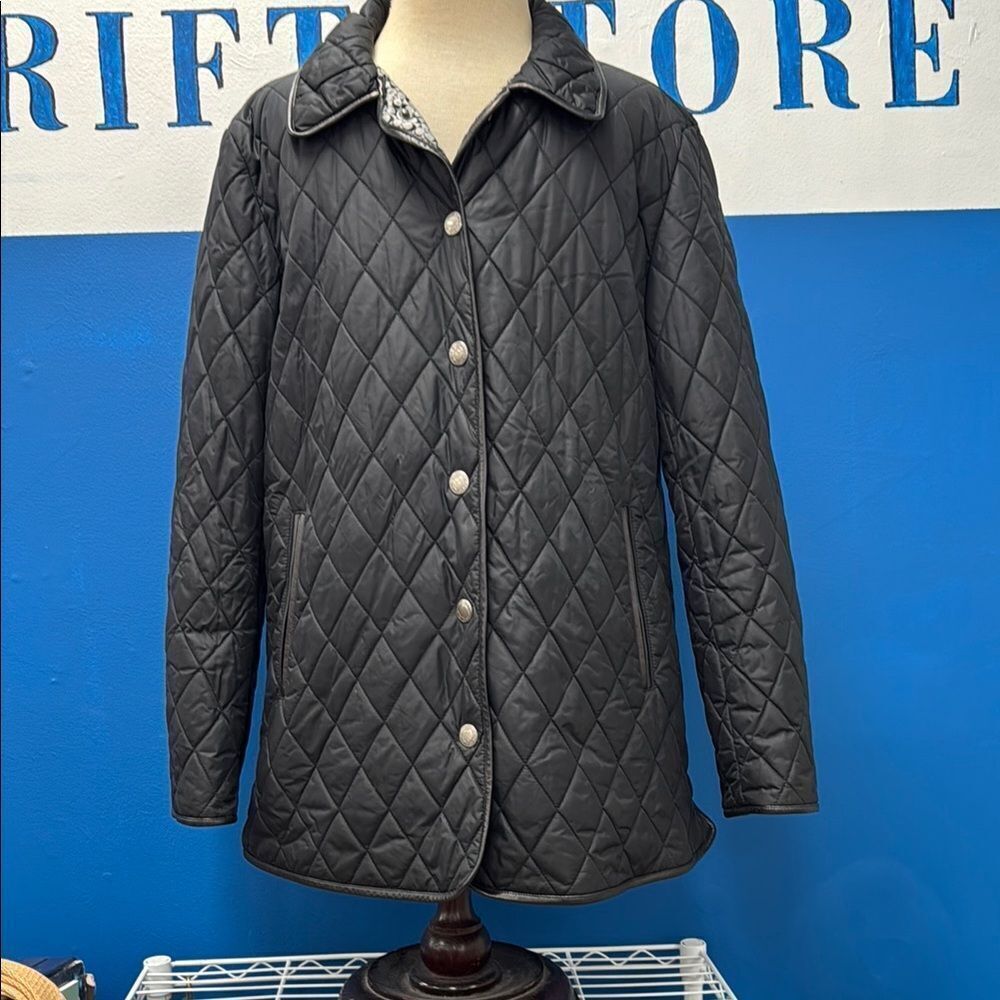 Chic Black Quilted Jacket - Picture 1 of 6